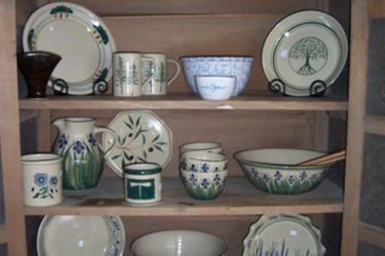 Strawtown Pottery & Antiques Noblesville IN, 46060