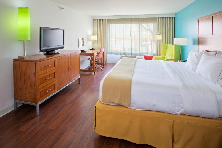 HIEX_Fishers_Room_216_1 Holiday Inn Express Fishers