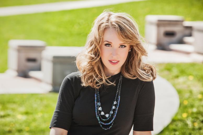 HOME FOR CHRISTMAS: JESSAMYN ANDERSON, SOPRANO