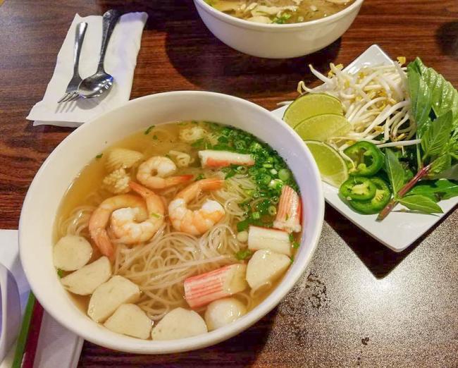 Top Places in Eau Claire to Get Pho | Eat Like a Local