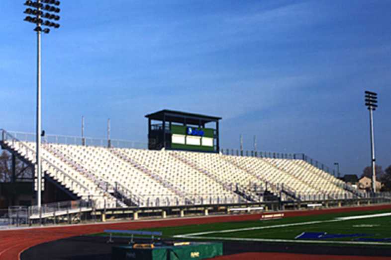 Chippewa Valley Schools Dakota High School