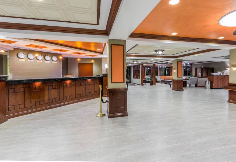 Wyndham Garden-Airport Hotel