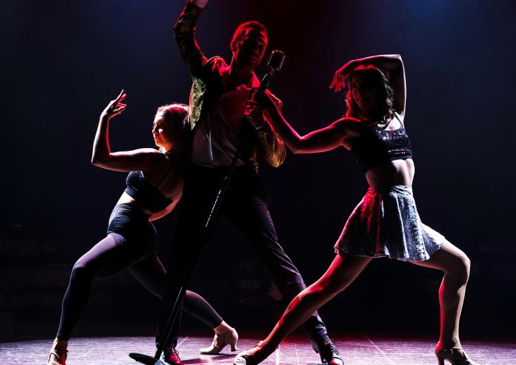 ICONIC Dancers