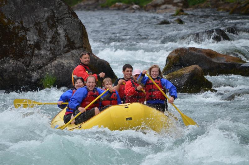 McKenzie River Rafting by TnT Whitewater Rafting