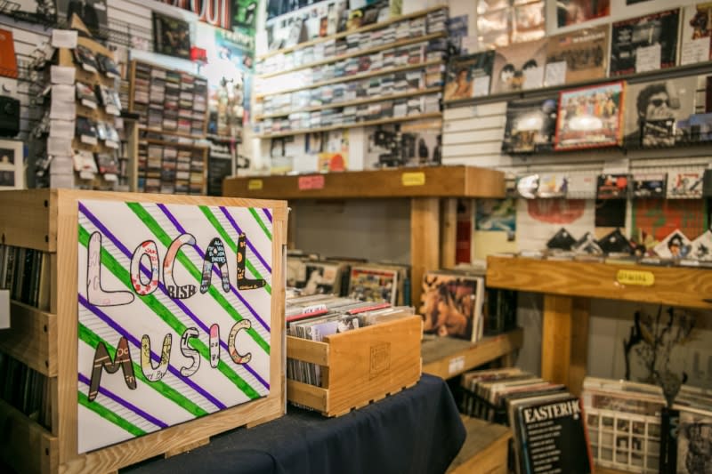 Vintage Shopping Guide in Bloomington, Indiana