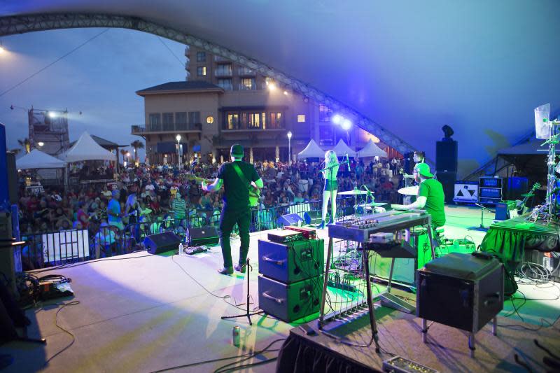 Things to Do in Va Beach this November