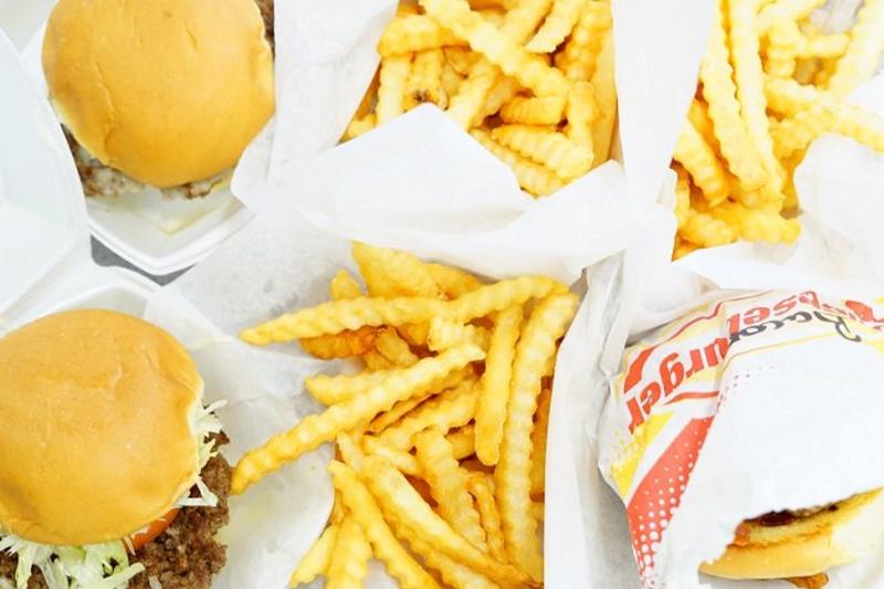 This classic drive-in offers families an experience, as well as a hot and fast meal. Juicy, homemade burgers, crinkle fries, shakes and more comprise the menu.