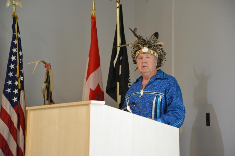 seneca-art-and-culture-center-ganondagan-people-pjemison-at-podium