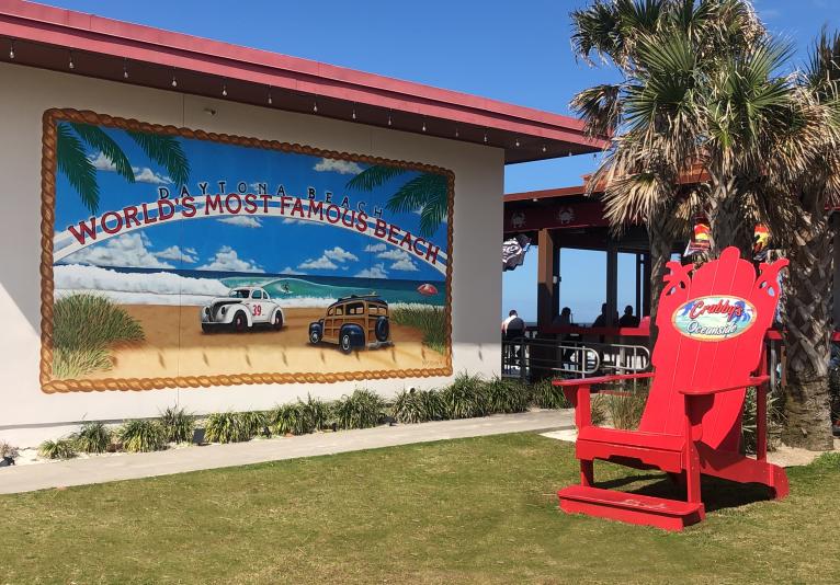 Mural - Crabby's Oceanside