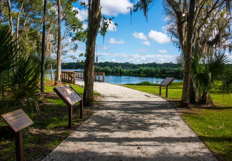 Bartram Gardens & Trail includes six large, interpretive kiosks