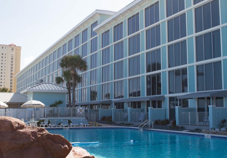 Exterior Pool