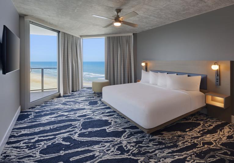2 Bedroom Master Bedroom | Max Beach Resort