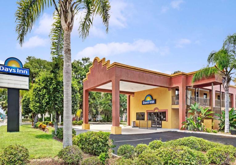 days inn db