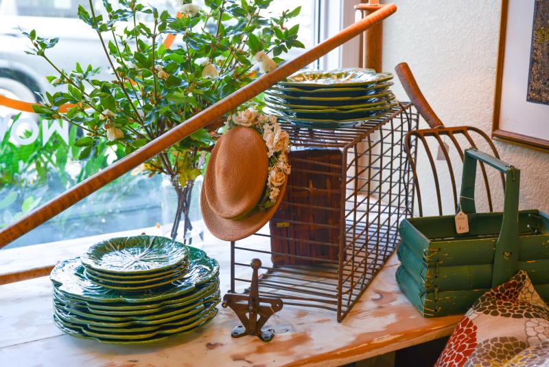 Found Vintage in Historic Old Town Florence by Melanie Griffin Found Vintage in Historic Old Town Florence by Melanie Griffin