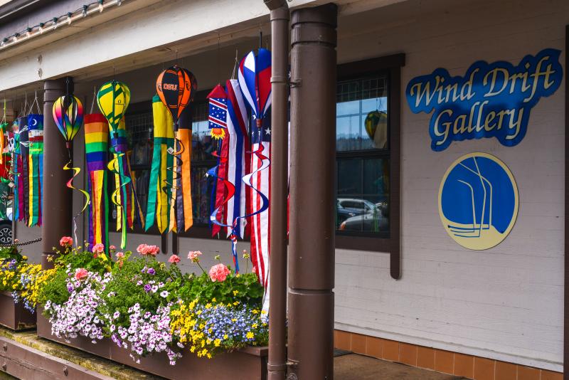 Wind Drift Gallery in Historic Old Town Florence by Melanie Griffin Wind Drift Gallery in Historic Old Town Florence by Melanie Griffin