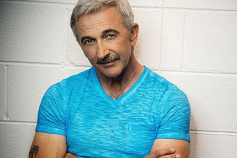 Aaron Tippin
