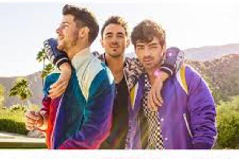 Jonas Brothers Happiness Begins Tour