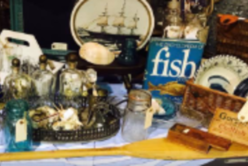 PICKER PLACE YBOR ~•~ VINTAGE MARKET