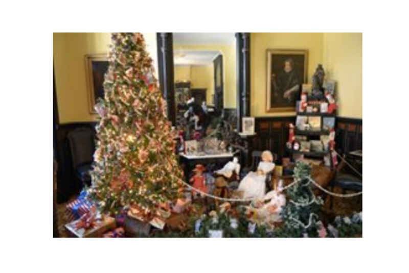 Victorian Christmas Stroll - Children's Day