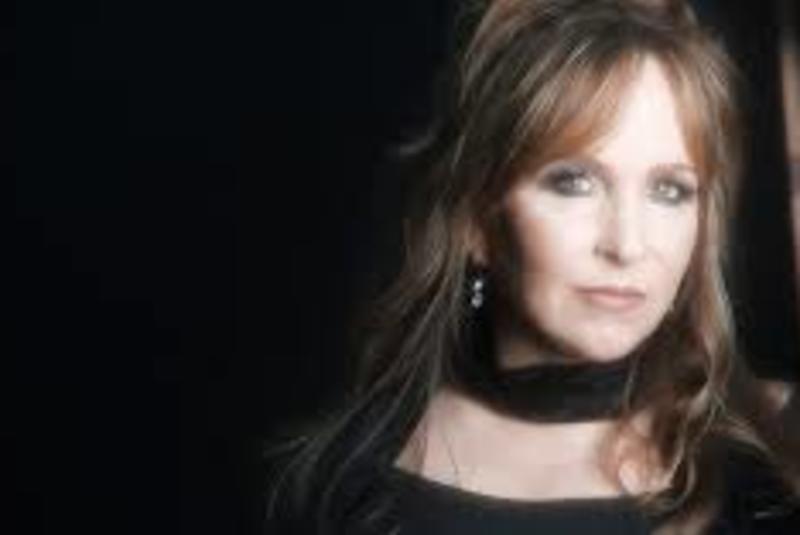 Gretchen Peters