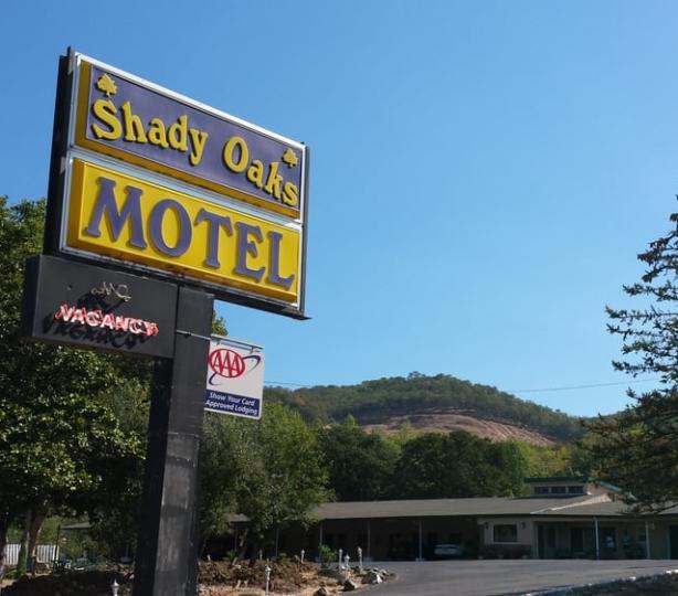 Shady Oaks.jpg