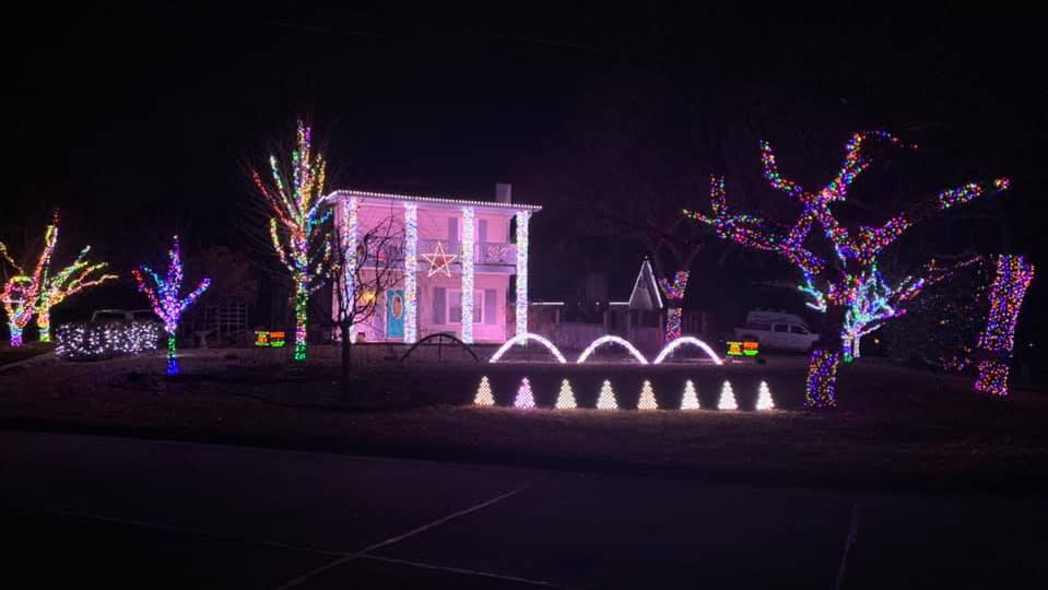 Best places to see Christmas lights in Wichita 2019