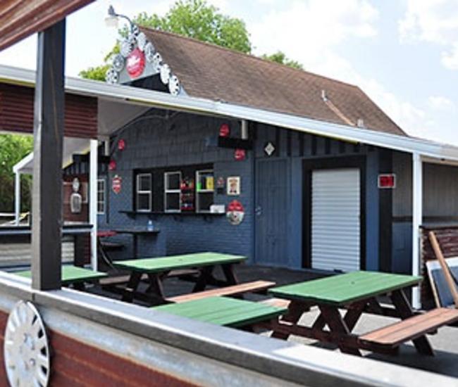 Hubcap Grill - Heights