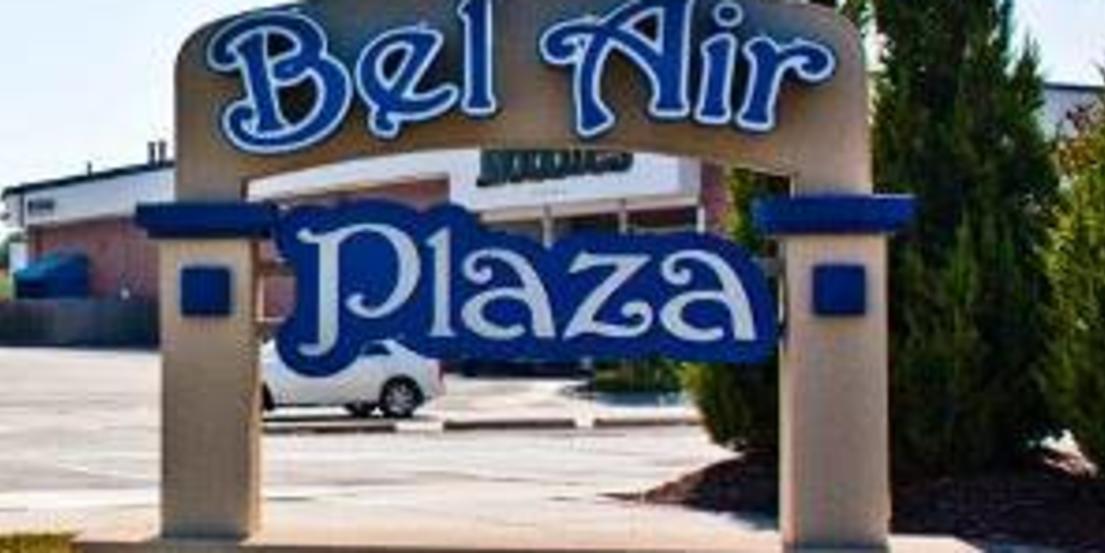 Bel Air Plaza Omaha Ne 68144