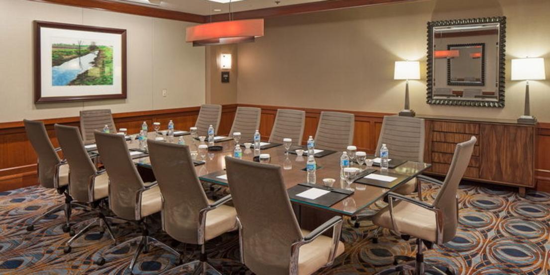 Hilton Omaha Omaha Ne 68102