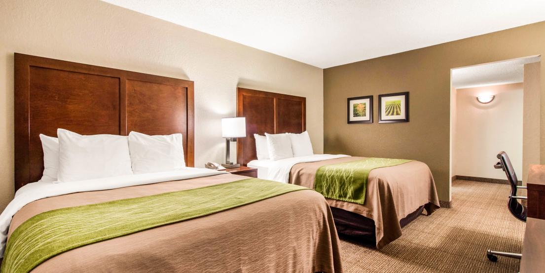 Comfort Inn Suites Grover Omaha Ne 68106
