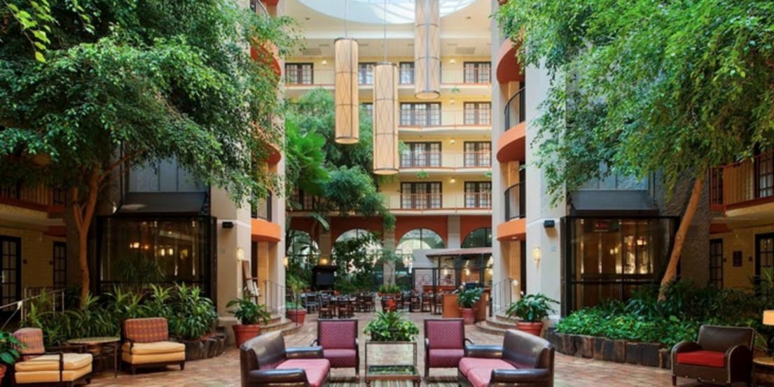 Aksarben Suites A Trademark Collection Hotel Omaha Ne 68124