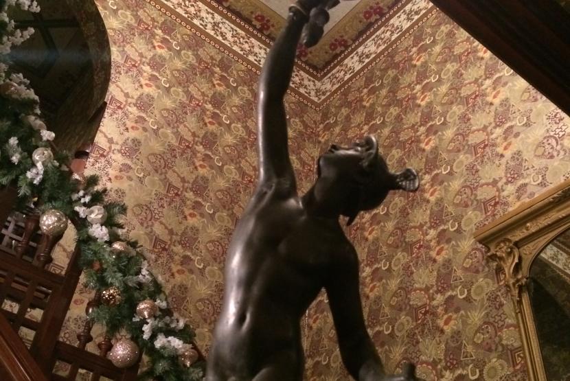 Statue