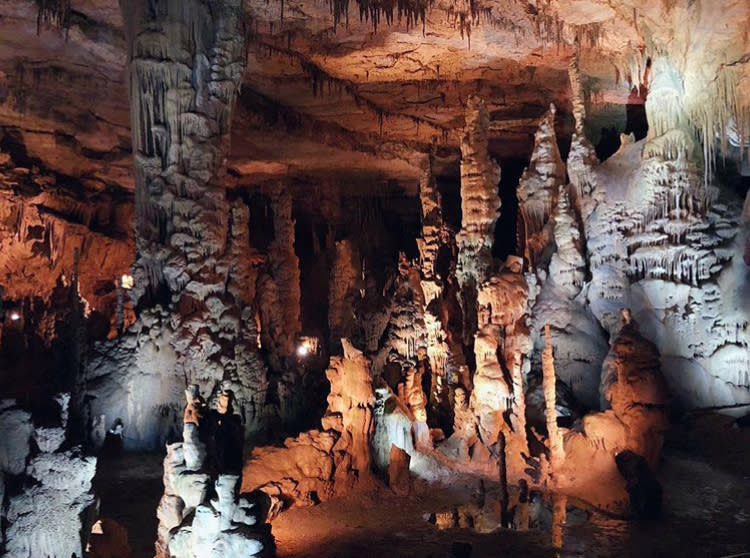 Cathedral Caverns State Park