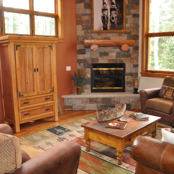 Engineer_Village_livingroom2