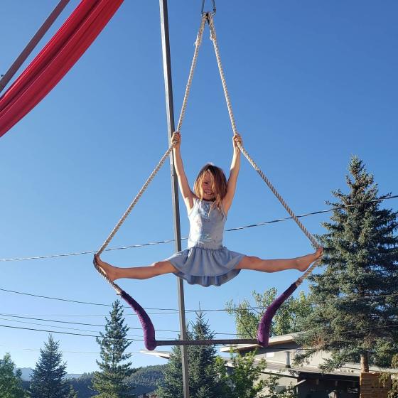 Aerial Littles (trapeze)