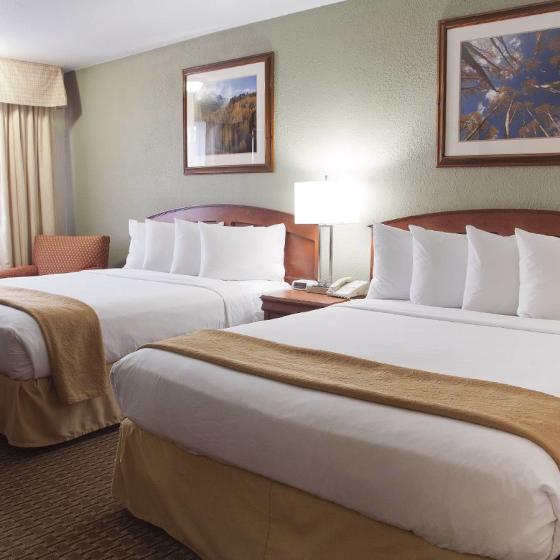 Quality_Inn_2queen_room_4X3