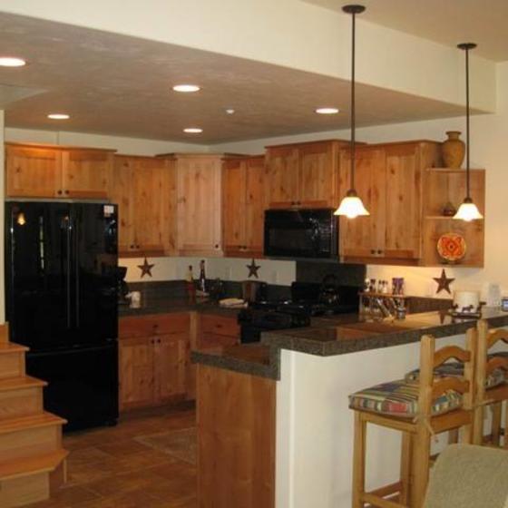 blackBear_50_kitchen