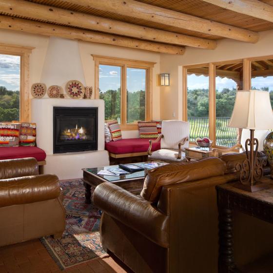 upper-springhouse-living