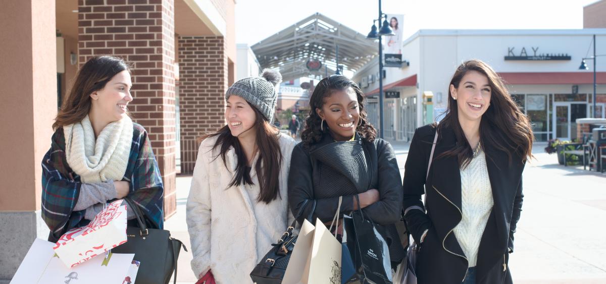 Holiday Shopping at Philadelphia Premium Outlets