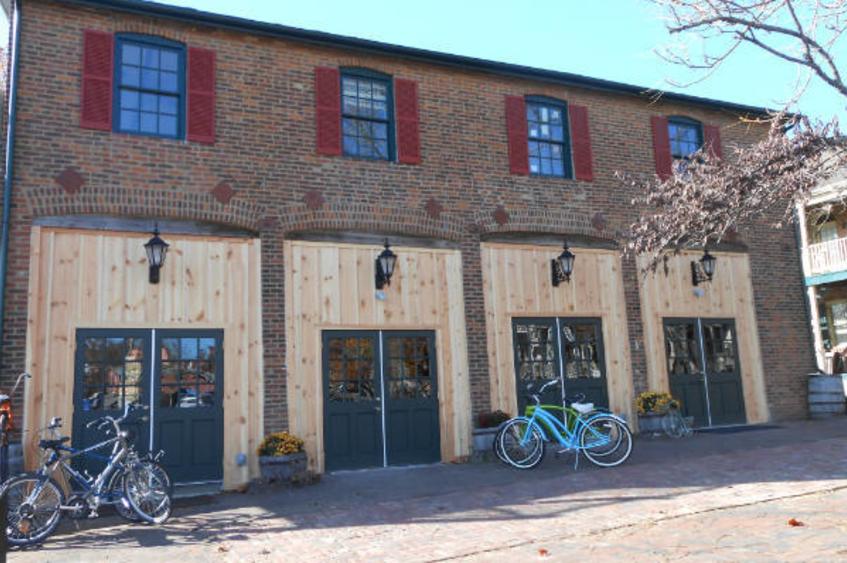 Bike Stop Cafe Saint Charles, MO 63301