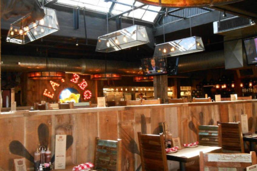 Hendricks Bbq Saint Charles Mo 63301