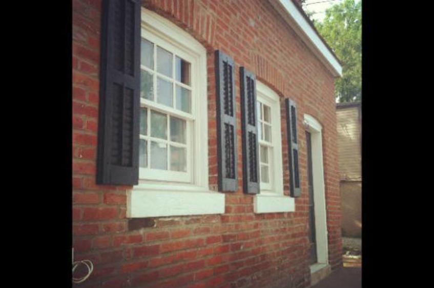 The Riverfront Guest House Saint Charles, MO 63301