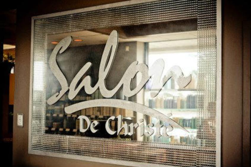 Salon De Christe Saint Charles, MO 63301