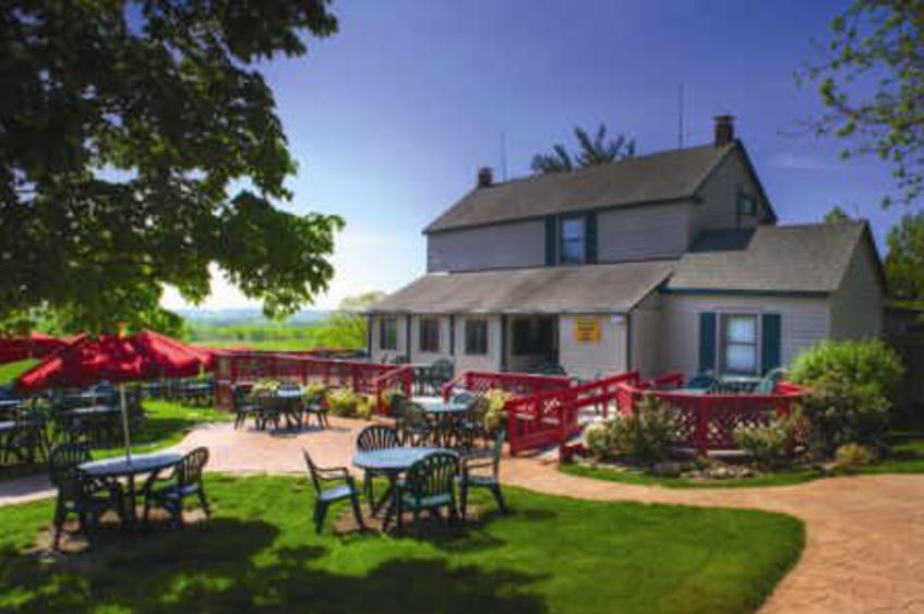 Sugar Creek Winery & Vineyards Defiance, MO 63341