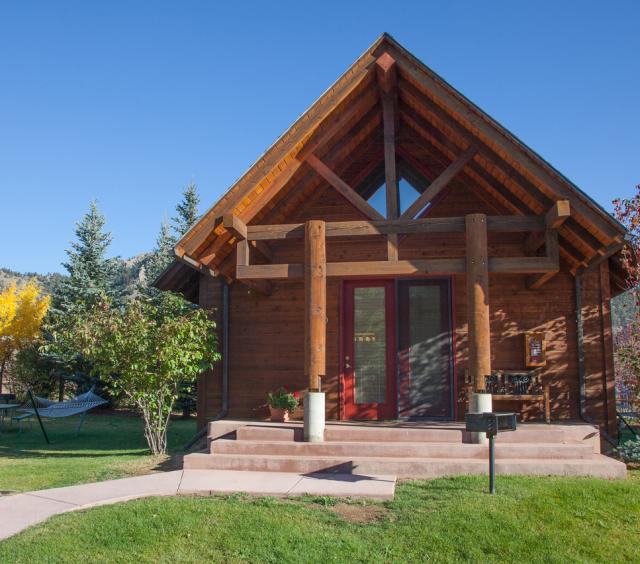 Cabin 40