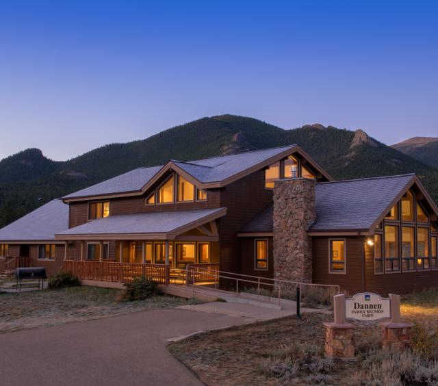 Exterior reunion cabin