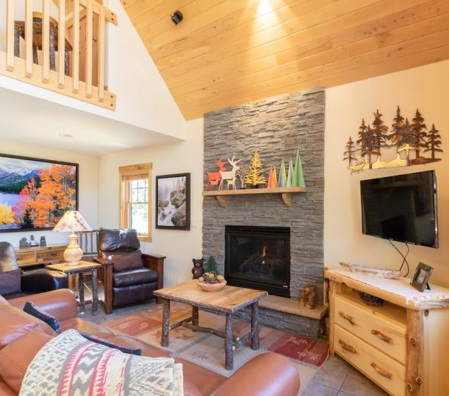 Living Room 3