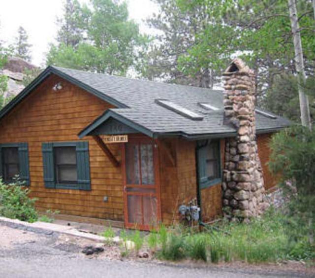 Pine Creek Cabins