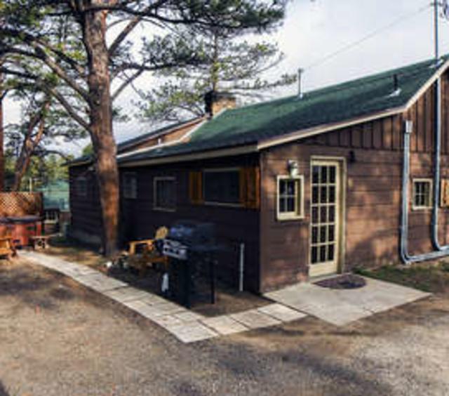 Triple R Cottages