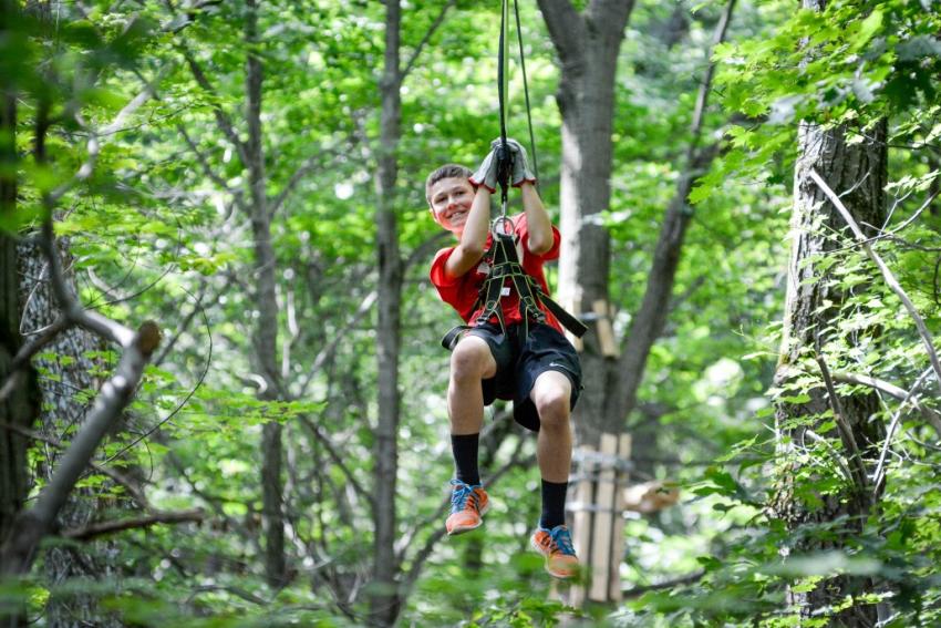 finger-lakes-bristol-mountain-aerial-adventures-canandaigua-zip-line-kids